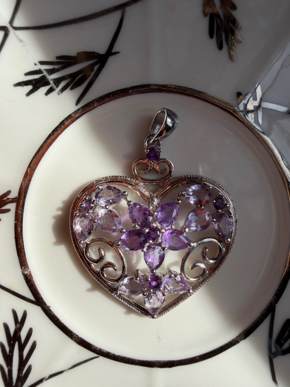 Heart-Shaped Purple Amethyst Silver Pendant - Elegant Women's Jewelry